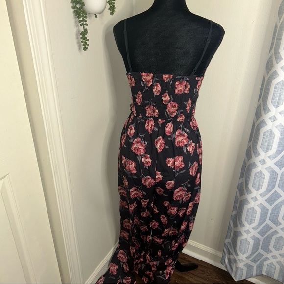 Band of gypsies floral pattern jumpsuit in black - Picture 4 of 7